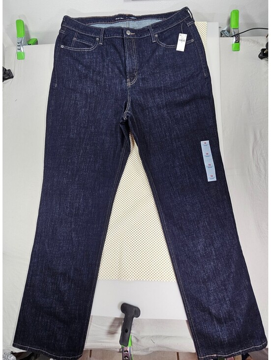 Denim - Old Navy Women’s Size 18 Extra High Rise Straight Jeans Secret Smooth Pocket NWT